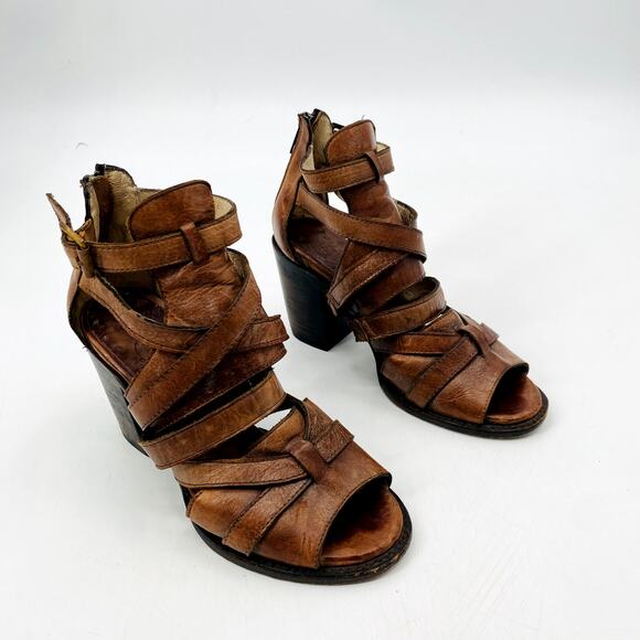 Freebird by Steven Brown Leather claw heels - Picture 4 of 9